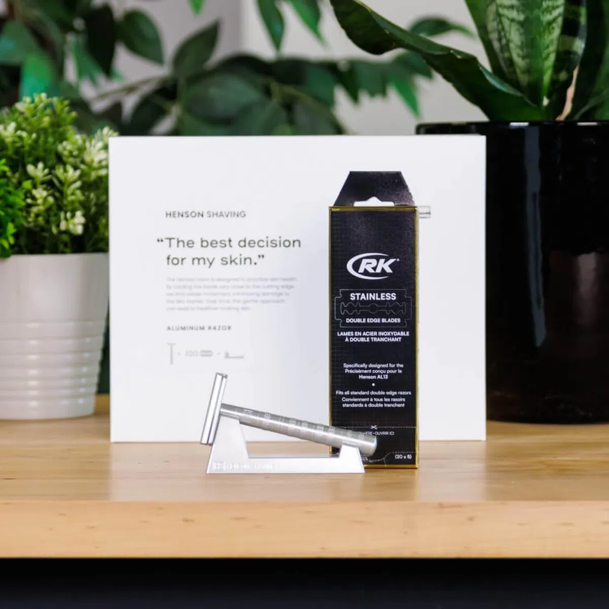 Coffret Rasage Henson Shaving AL13 Rasoir de Sûreté avec Support Aluminium et 100 Lames RK